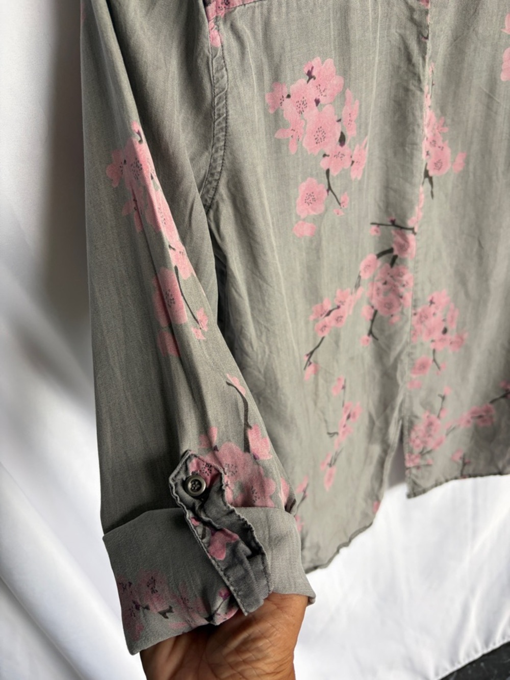 Billy T Madge chambray Cherry Blossom Button Down Shirt - Picture 6 of 10